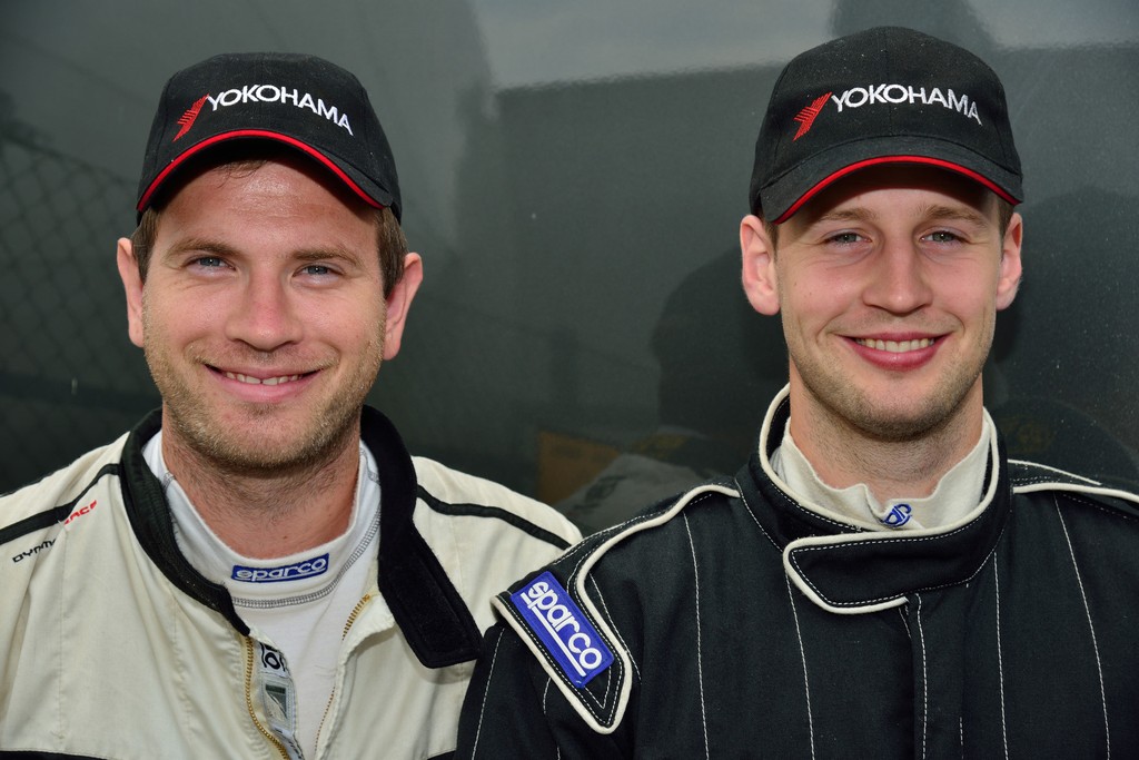 Thomas Andersen (til højre) og Casper Nyland er blandt rallysportens mange nye talenter. De ligger på tredjepladsen i Gruppe E i deres første fulde rallysæson
(Foto: Michael Eisenberg)
